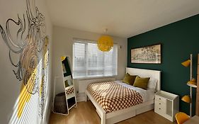 Super-Convenient, 3 Mins To Kings Cross